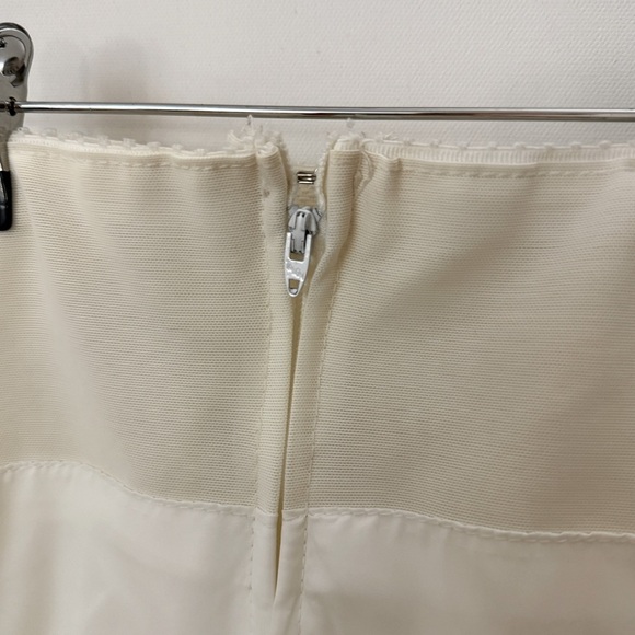 Ivory Crinoline Petticoat Ruffle Volume Maxi Length - Picture 9 of 12